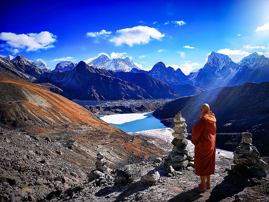 everest base camp, nepal, monk, buddhist, mountain, himalaya, nature, landscape, real people, one person