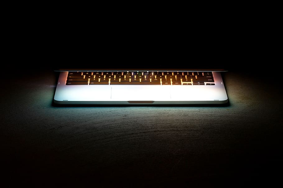 Portátil, teclado, resplandor, fondo negro, espacio de copia, industrial, computadora, PC, electrónica, internet