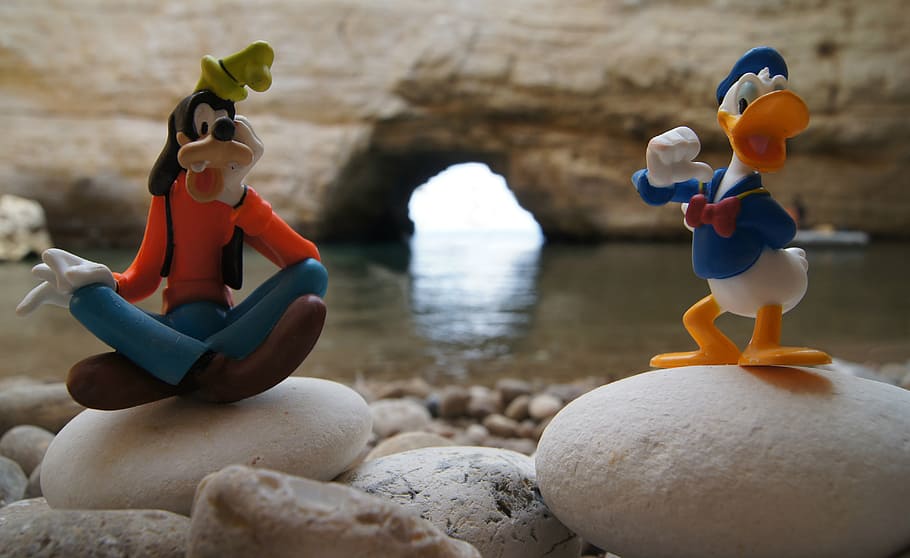 grotte, gargano, carmen, fiano, Goofy, Donald, Duck, toys, stone, representation