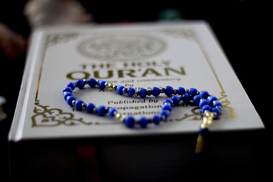 selective, focus photography, beaded, blue, necklace, book, quran, ramadan, ramadhan, religious