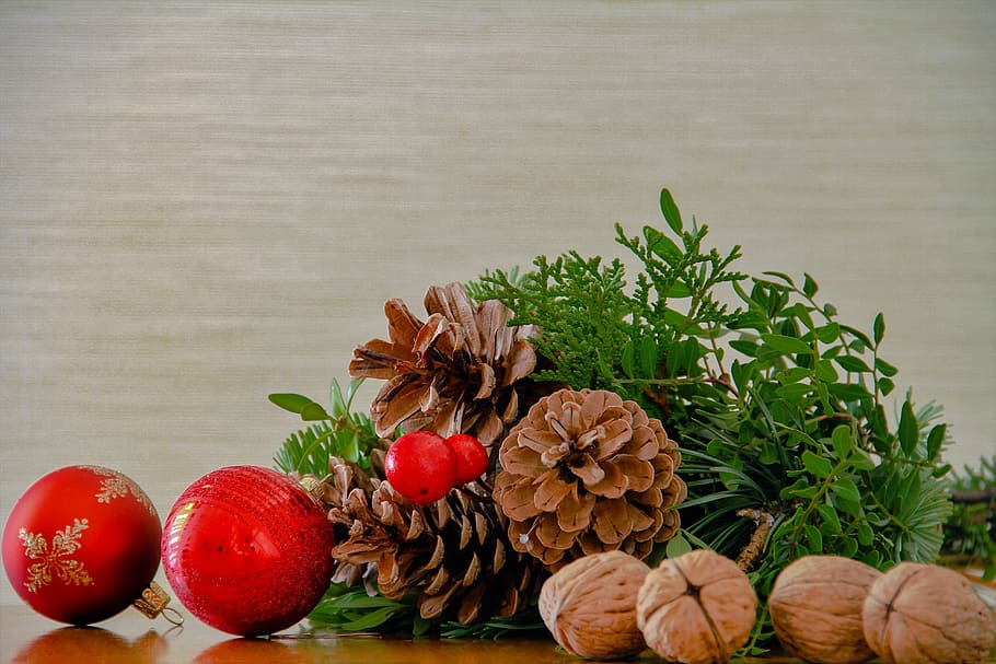 pine cone, baubles, nuts, table, walnut, pine cones, christmas balls, eat, healthy, christmas