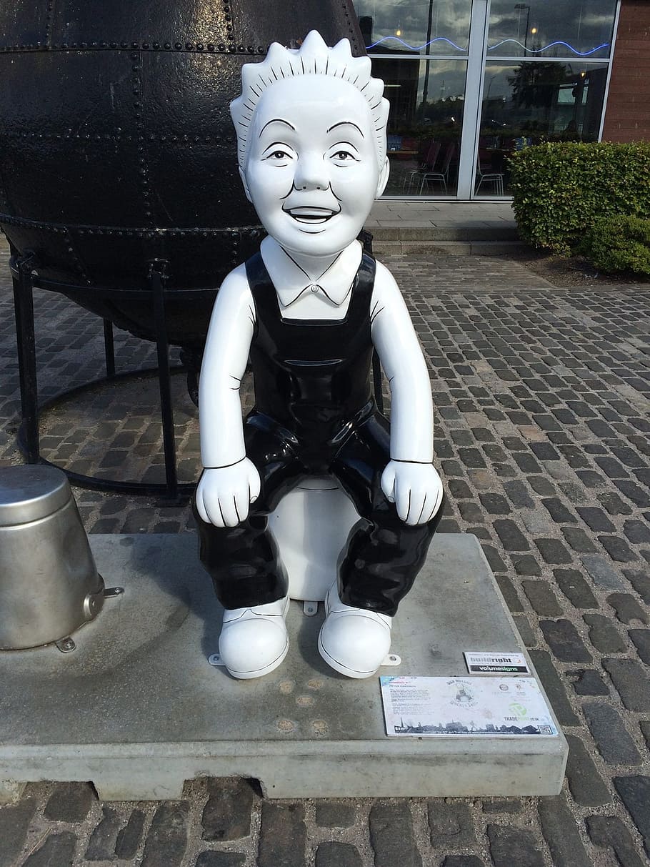 dundee, oor wullie, dc thomson, sunday post, representation, sculpture, art and craft, statue, human representation, male likeness