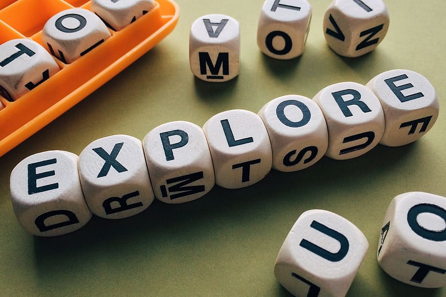 white, black, explore, cubes, green, table, alphabetical, dices, game, word