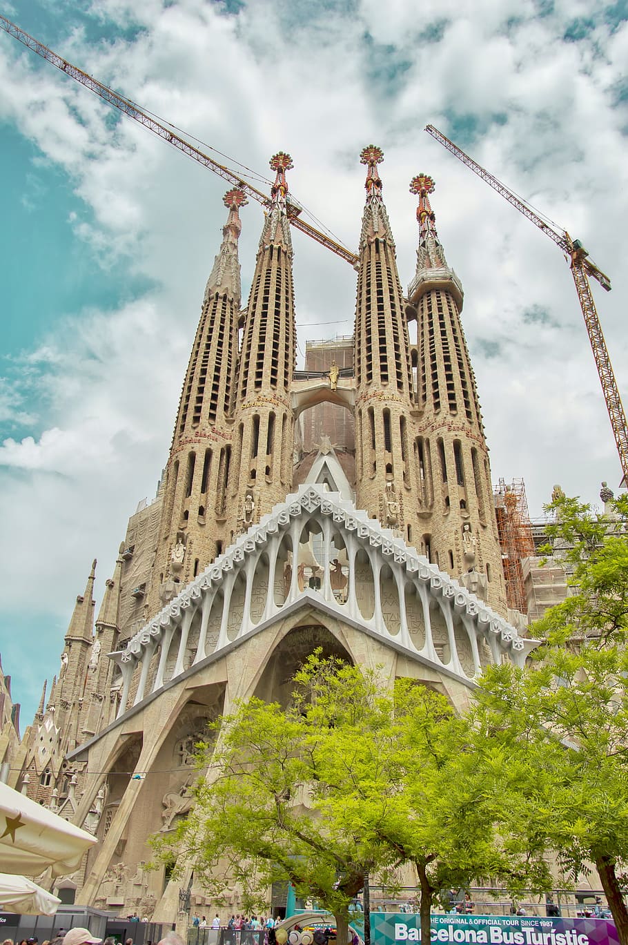 catedral de barcelona, ​​españa, barcelona, ​​gaudì, catedral, barcelona españa, turismo, viajes, europa, antigua