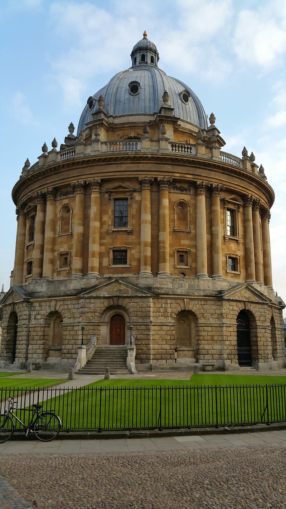 oxford, historic, city, england, radcliffe camera, architecture, building exterior, built structure, sky, dome