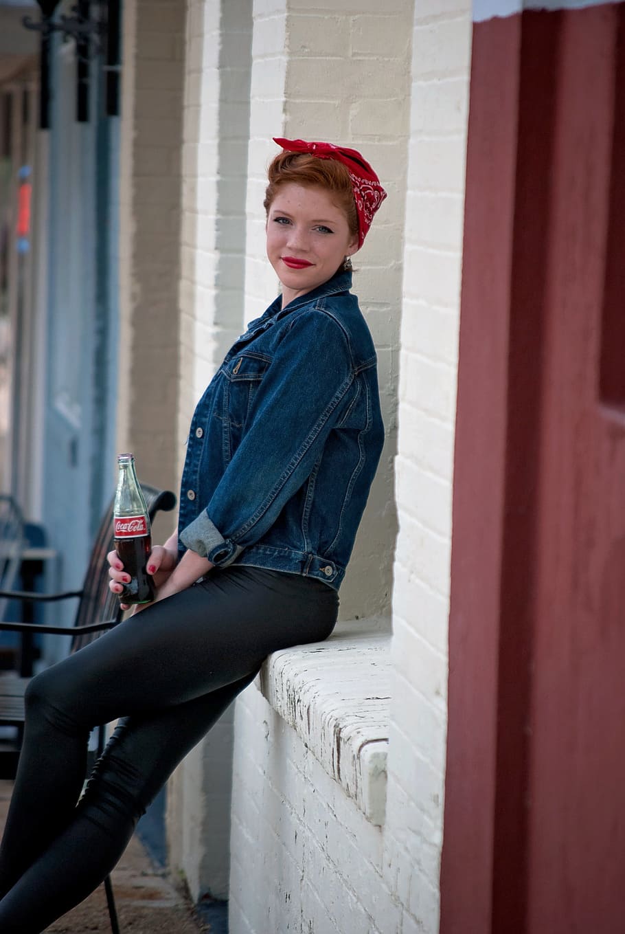 woman, sitting, holding, coca-cola bottle, girl, 50, s style, retro, fashion, young