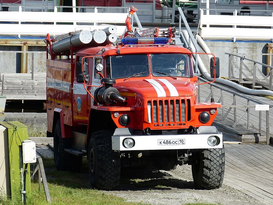 red, firetruck, gray, building, day time, fire, fire truck, auto, vehicles, civil protection