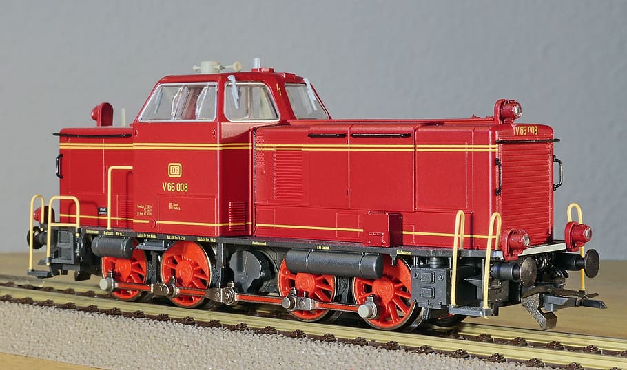 locomotora diesel, modelo, escala h0, conmutador, viekuppler, mak, v65, v 65, deutsche bundesbahn, tren