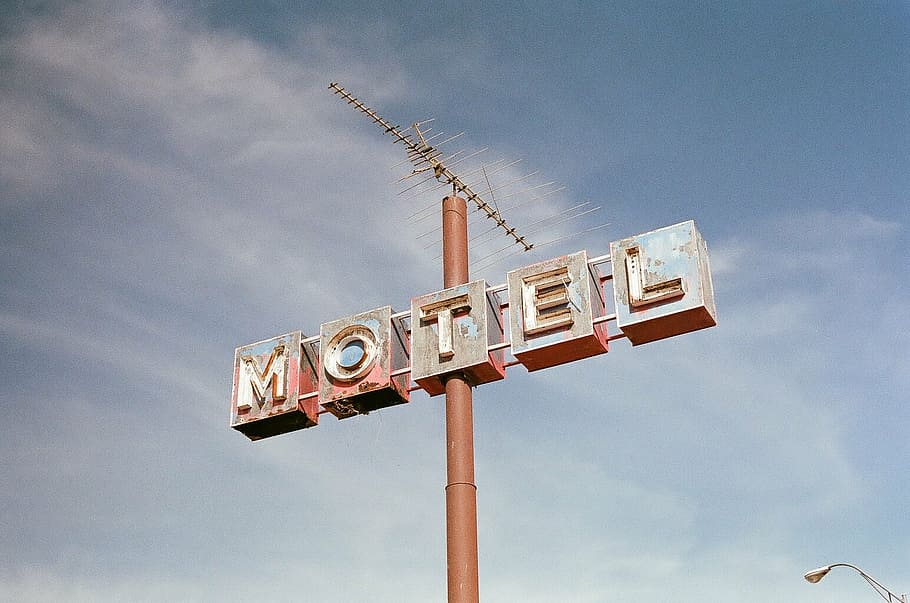 white, motel signage, cloudy, sky, daytime, motel, signage, sign, pole, vintage