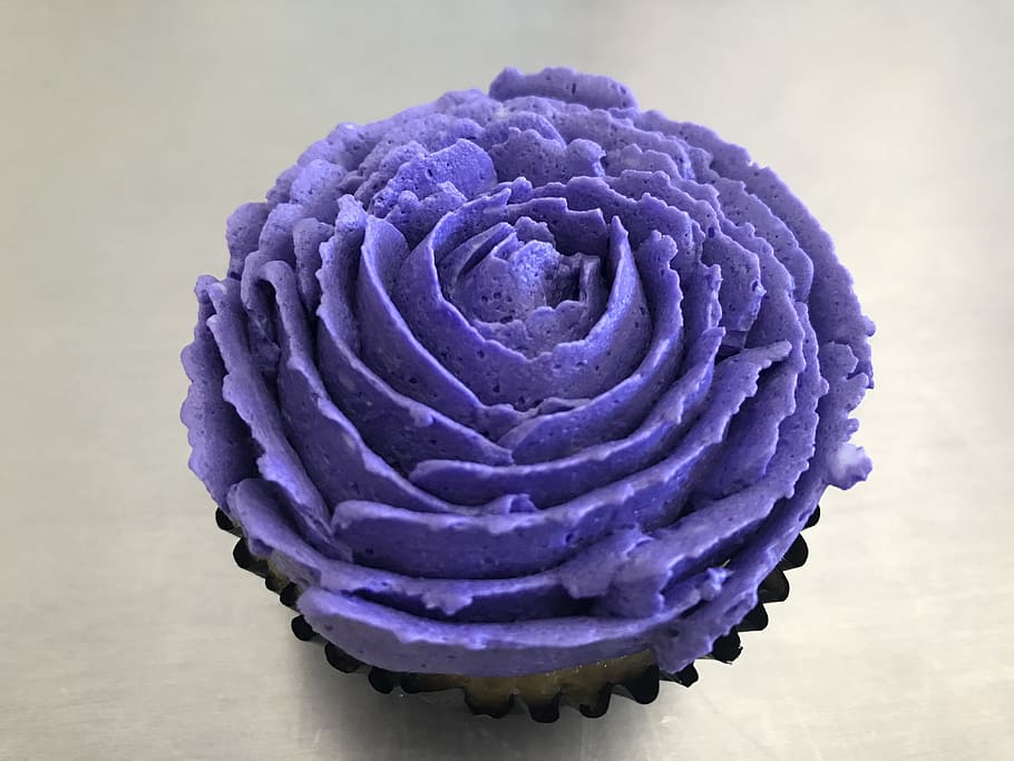 cake, cupcake, flower, purple, close-up, freshness, food and drink, indoors, food, studio shot