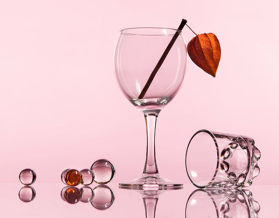 pink wine glass, still life, glass, reflection, clearance, wineglass, wine, studio shot, drinking glass, alcohol