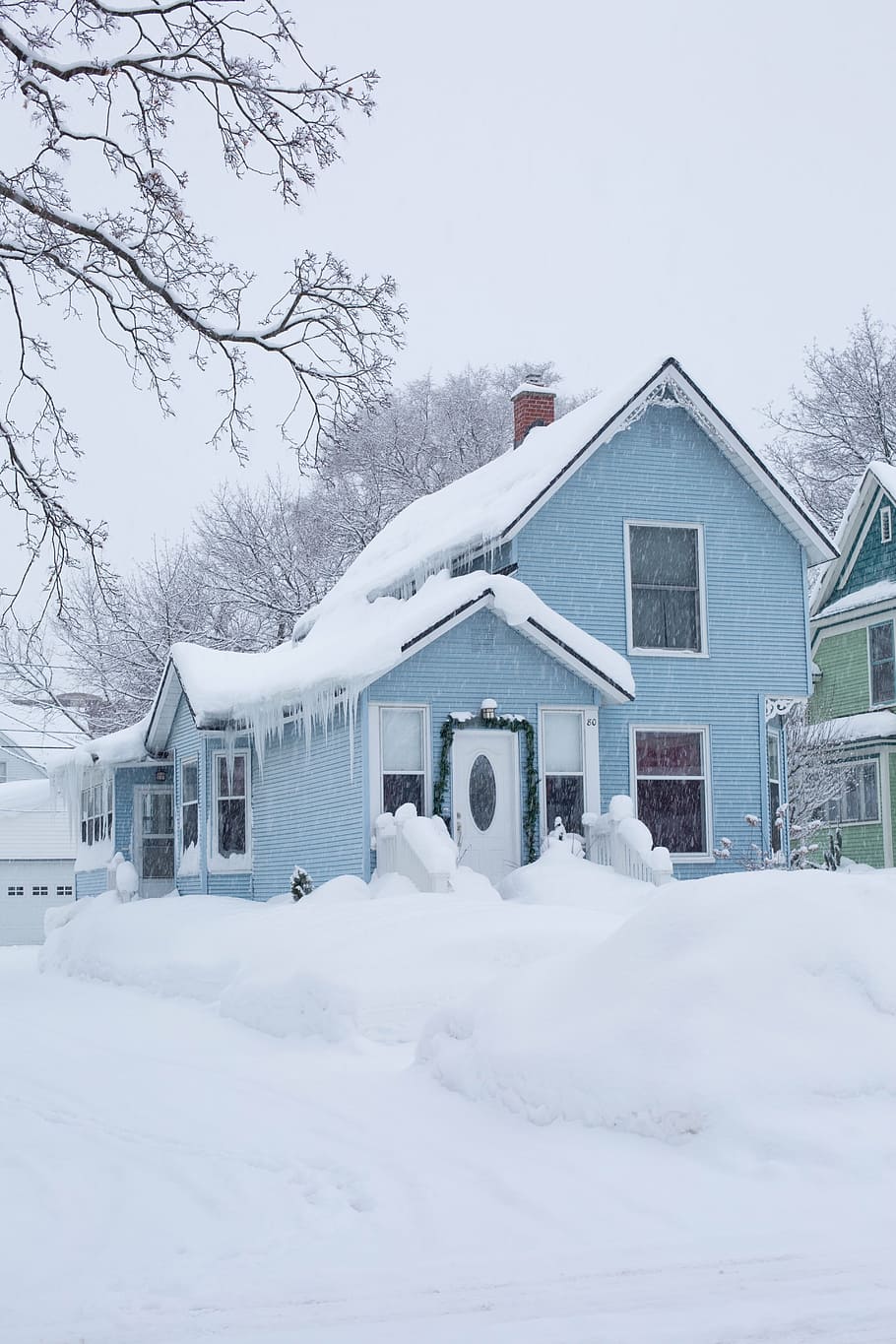 blue, wooden, house, covered, snow, winter, ice, home, usa, michigan