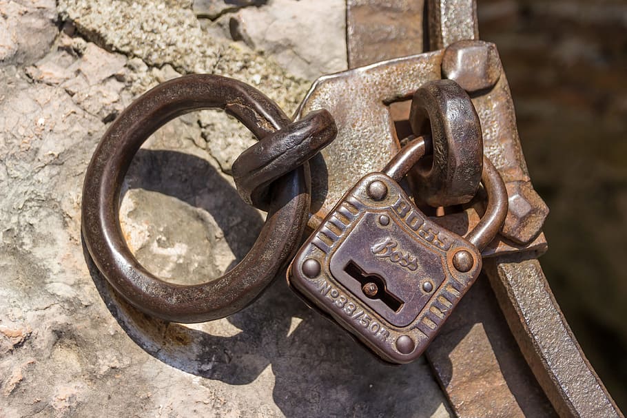 close-up photo, brown, boss metal padlock, padlock, metal, castle, closed, solid, close, sure