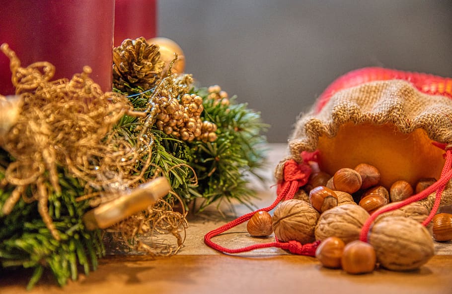 advent, advent wreath, pine needles, candles, nuts, orange, nicholas, jute bag, food and drink, food