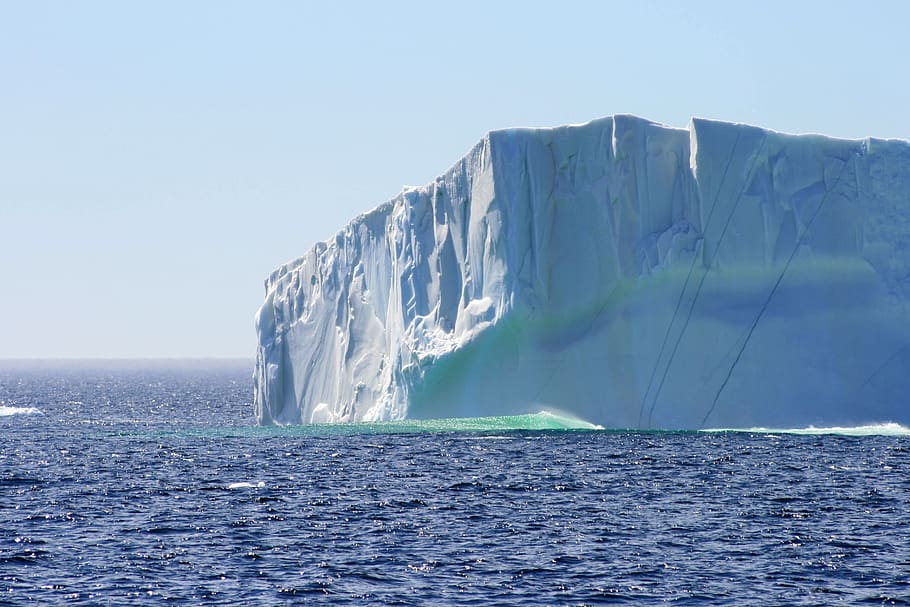 iceberg, ocean, sea, arctic, floating, ice, climate, cold, water, sky