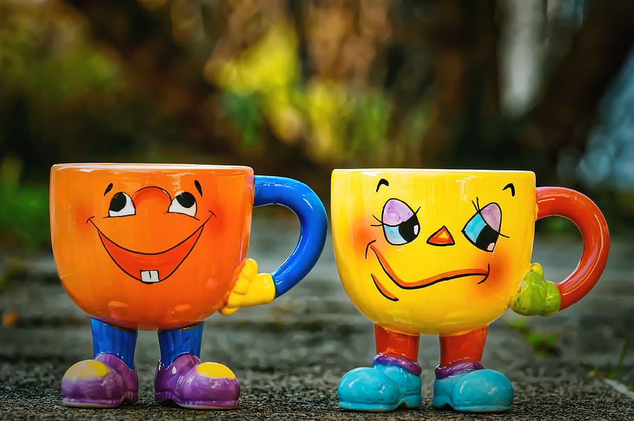 t, funny, smiley, feet, laugh, emoticon, cute, cup, drinking cup, focus on foreground