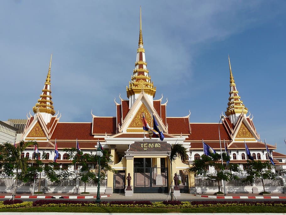 phnom penh, palácio do governo, camboja, construção, estrutura construída, arquitetura, exterior do edifício, crença, local de culto, religião