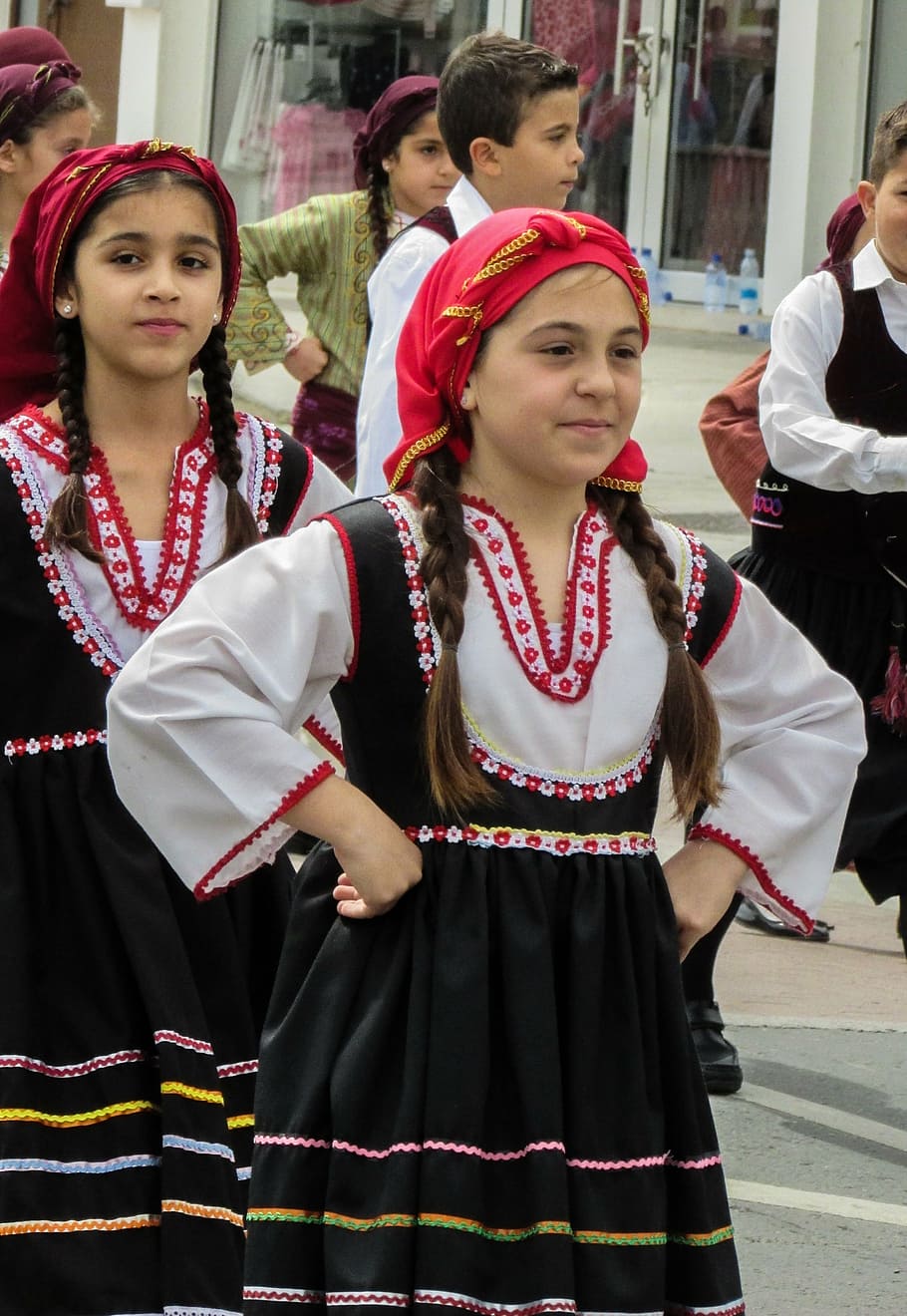 día de la independencia griega, desfile, niños, marchando, tradicional, vestuario, chipre, personas reales, estilos de vida, de pie