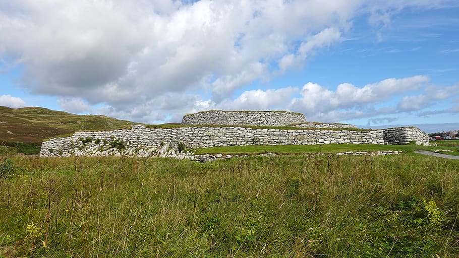broch, clickimin, shetland islands, a historical landmark in the, the iron age, landmark, age, site, the settlement, sky