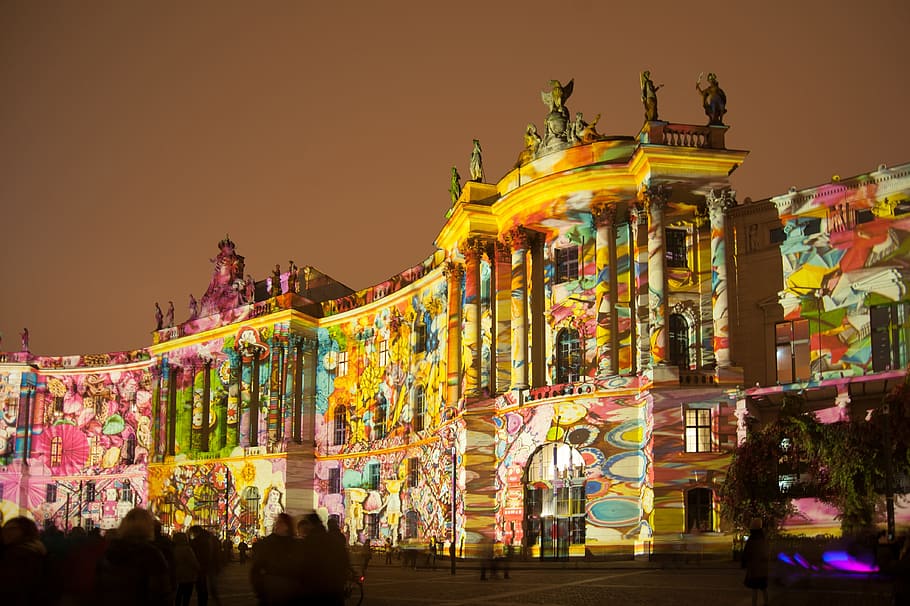 berlin, festival lampu, instalasi seni, cahaya, warna-warni, warna, suasana, malam, arsitektur, diterangi