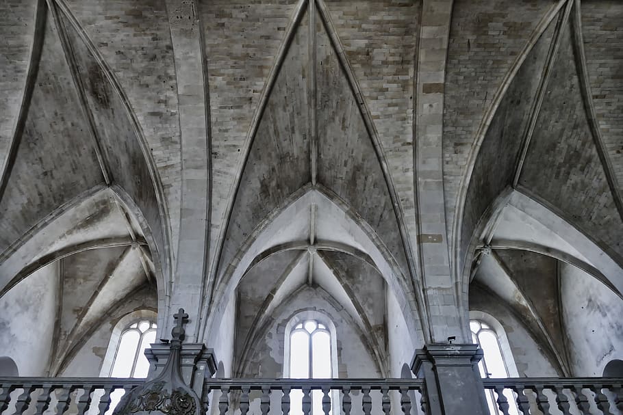 Церковь св. Елизаветы в Марбурге. Церковный свод. Сомкнутый свод в архитектуре. Войны свод