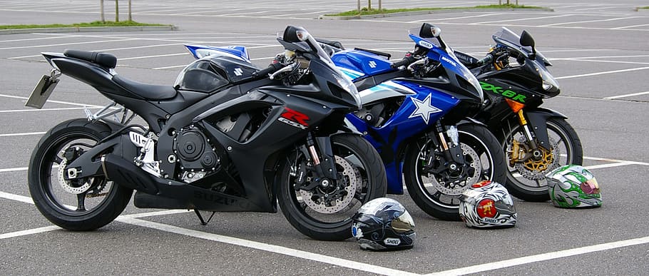 dos, negro, uno, azul, motos deportivas, estacionado, adelante, tres motocicletas, colocado, vista lateral