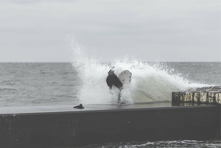 body, water, splashing, person, holding, surfboard, grayscale, photography, dock, ocean