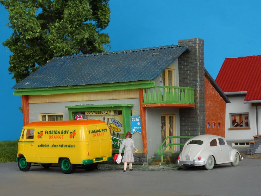 aunt emma, music, mom-and-pop store, grocer, retail business, model train, diorama, model car, model house, faller