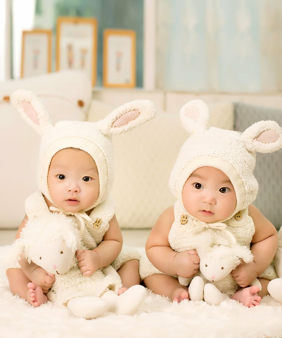 dois, bebês, branco, fantasias de coelho, bebê, gêmeos, irmão e irmã, cem dias, criança, bonito