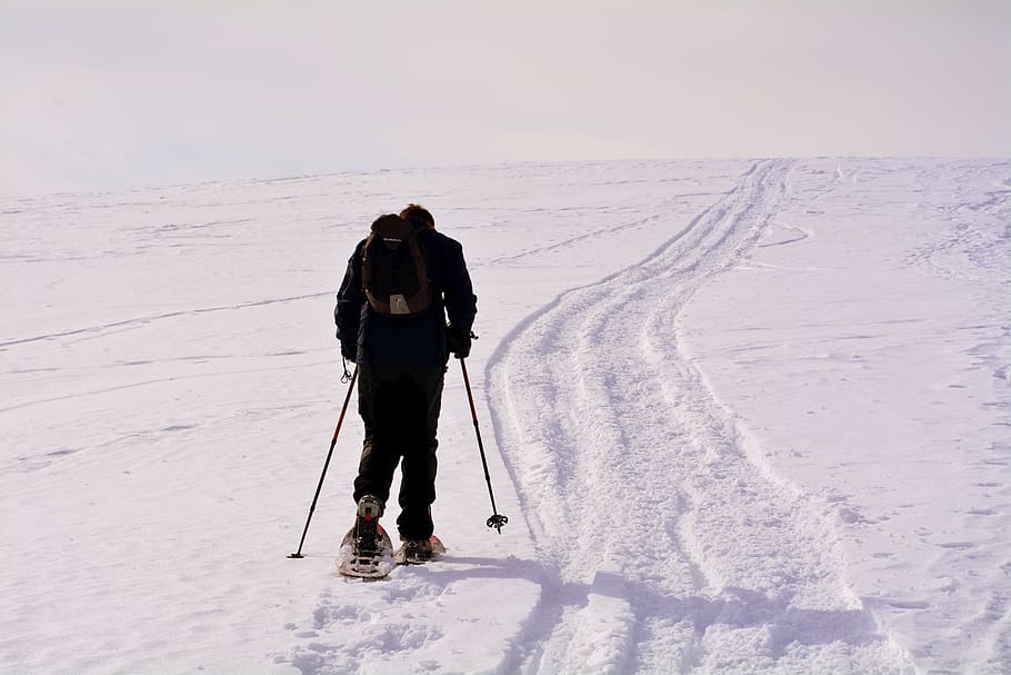 solitude, fatigue, ascent, snow, winter, cold, ice, cold temperature, adventure, leisure activity