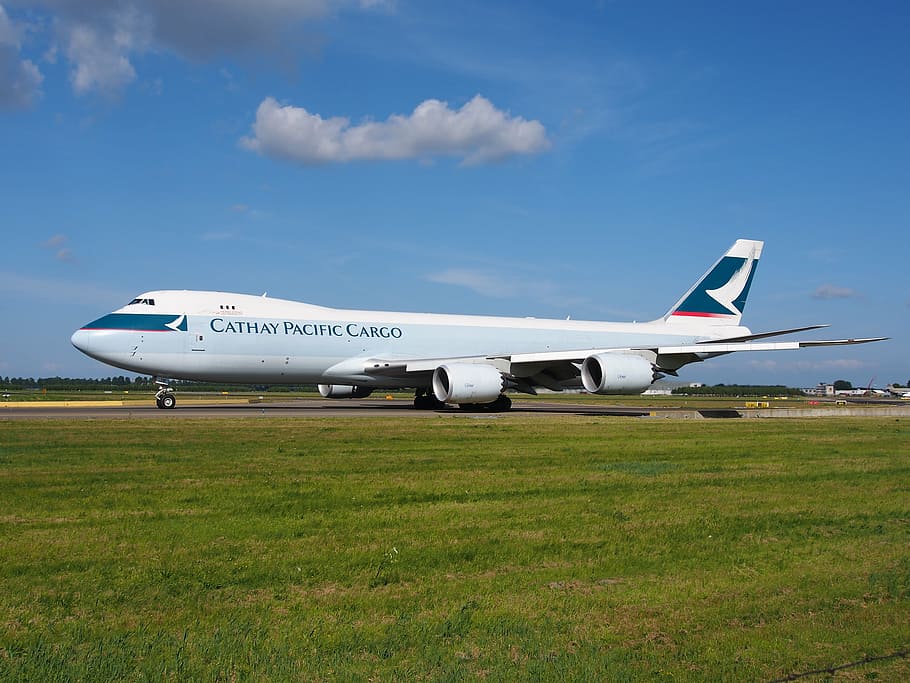 cathay, pacific, cargo airplane, airport, boeing 747, cathay pacific, jumbo jet, aircraft, airplane, transportation