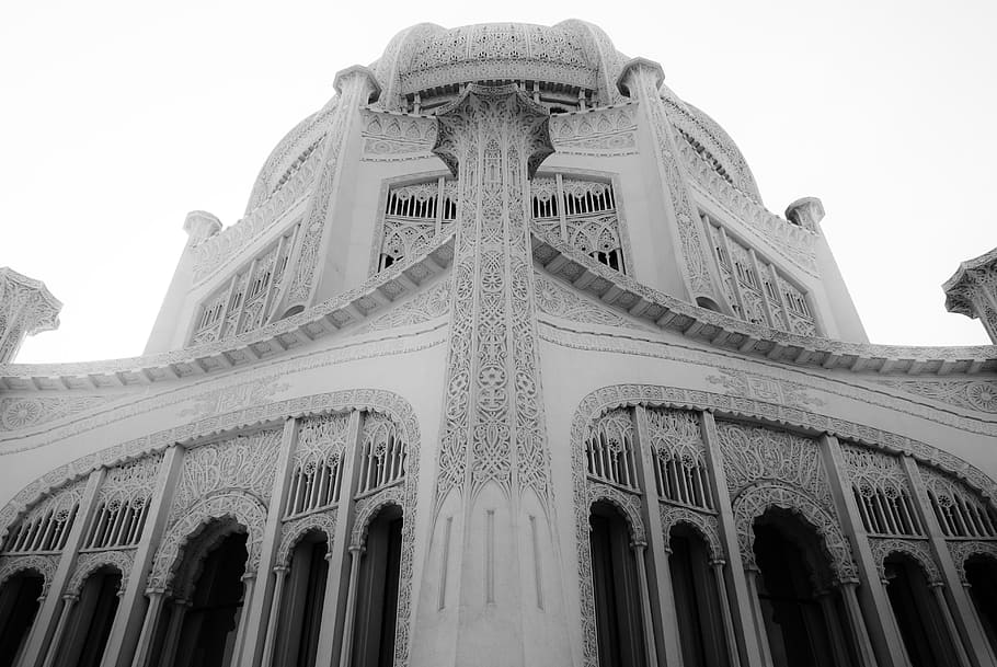 grayscale photo, building, temple, mosque, architecture, religion, islam, landmark, minaret, dome