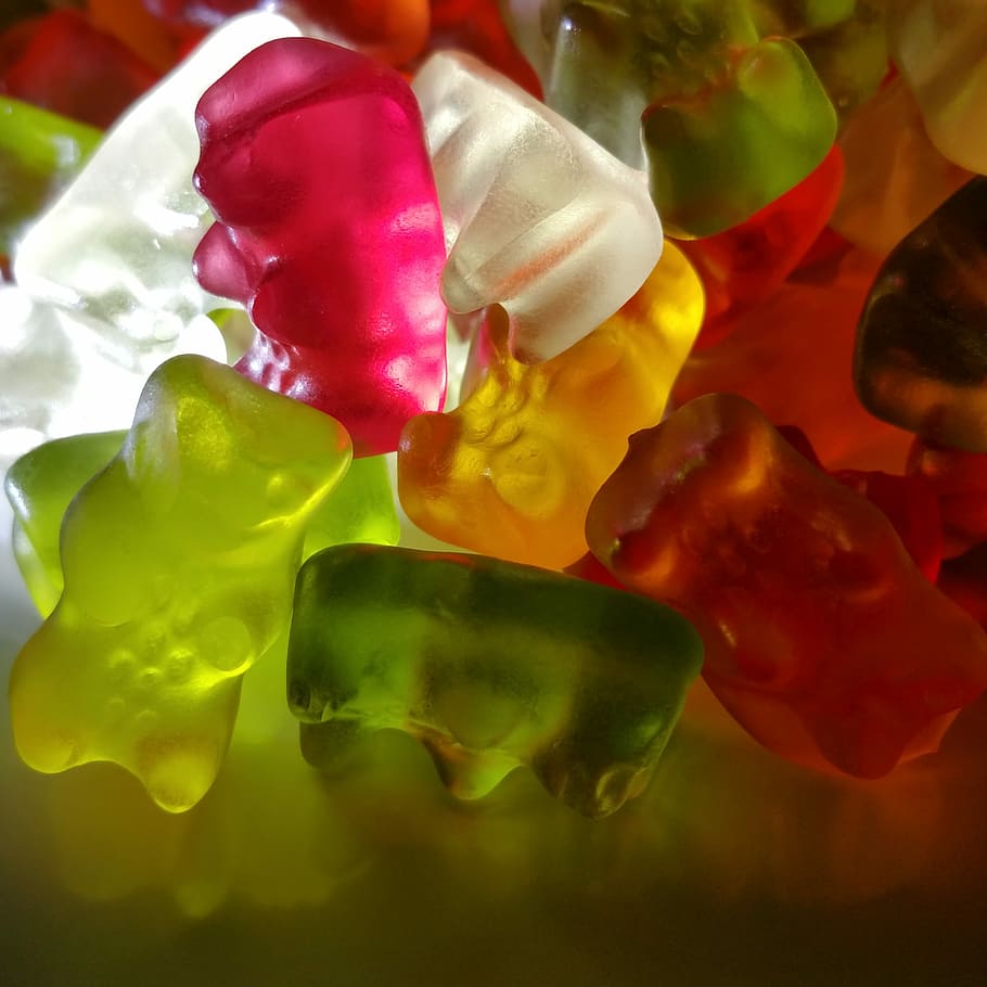 Osos Gummi, gummibärchen, oso, gelatina de fruta, haribo, imagen de fondo, multicolor, disparo de estudio, color rosa, ninguna persona