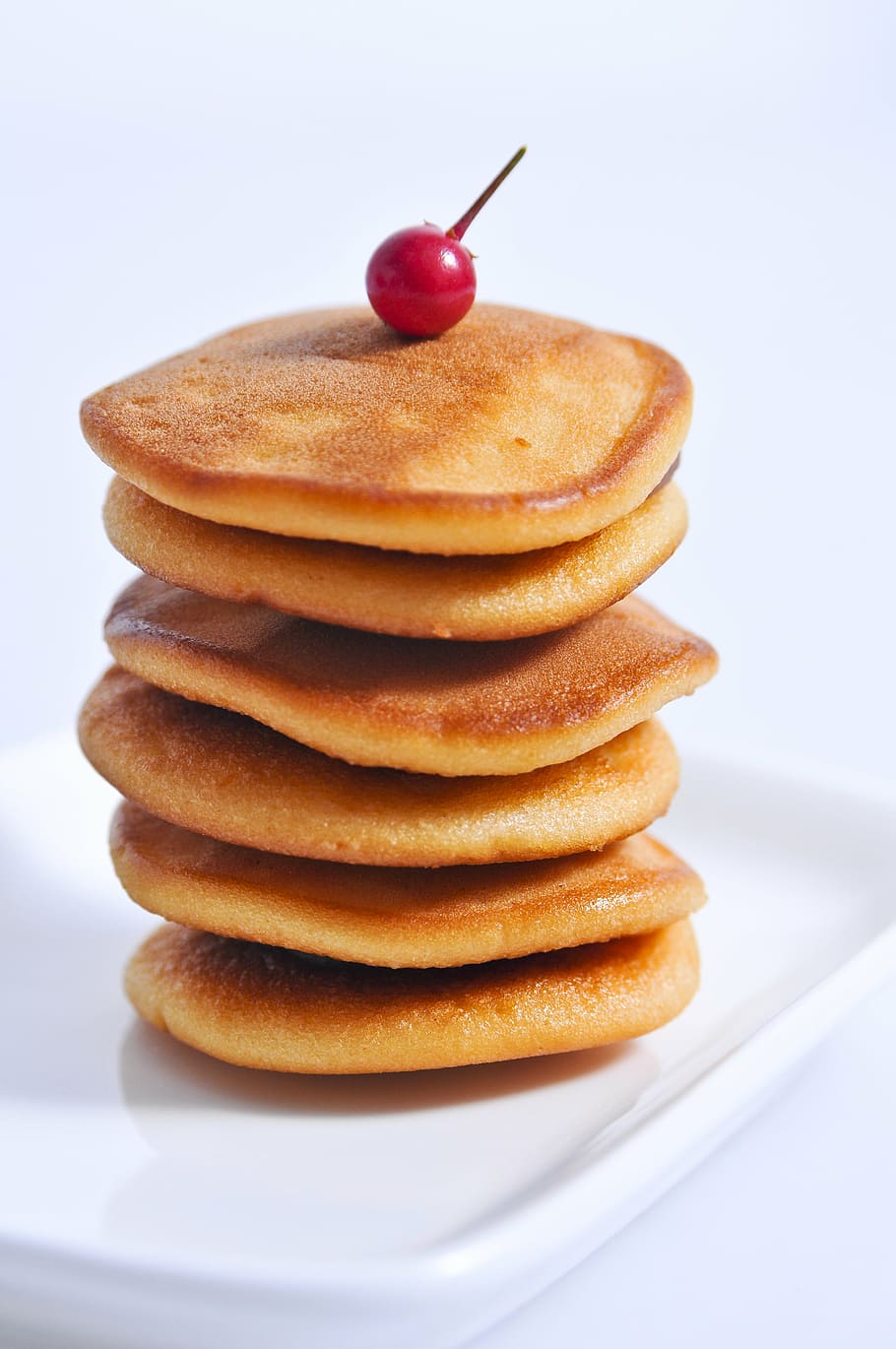red, cherry, pancake, dorayaki, snacks, afternoon tea snacks, delicious, simple, red fruits, stacked