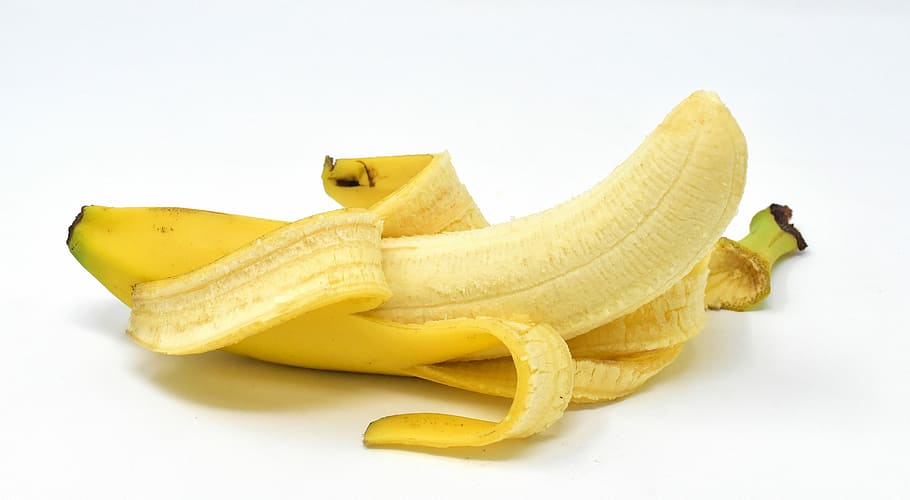 peeled ripe banana, banana, delicious, fruit, eat, healthy, vitamins, frisch, yellow, ripe