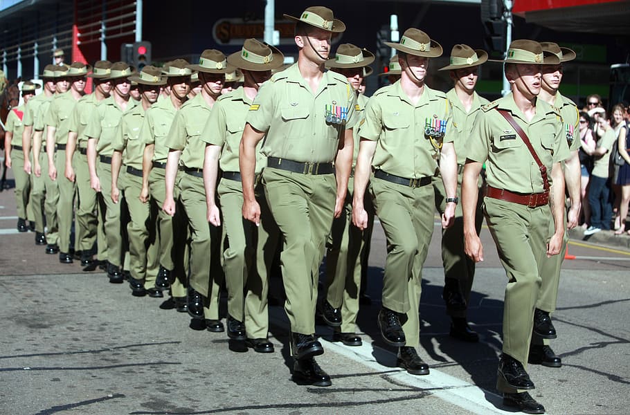 Desfile de soldados australianos, Darwin, Australia, desfile, ejército australiano, foto, territorio del norte, dominio público, soldados, USMC