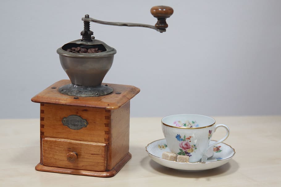 coffee mill, old coffee mill, old coffe cup, coffee cup, coffe grinder, antique, coffee, cup, drink, mug