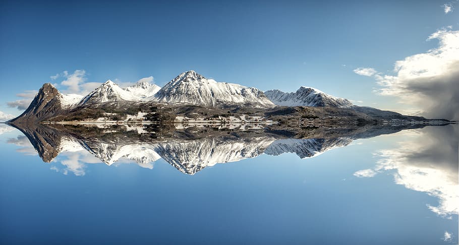 montanha da neve, ao lado, branco, céu, azul, noruega, fiorde, natureza, agua, vista