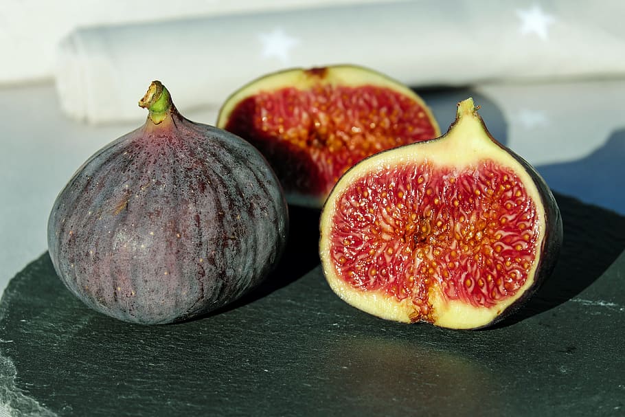 three, fig fruits, brown, surface, figs, fruit, real coward, fruits, ripe, sweet