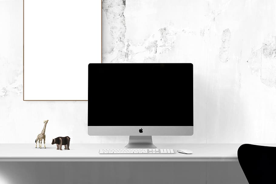 iMac perak, meja, maket poster, maket, poster, bingkai, template, interior, foto, kosong