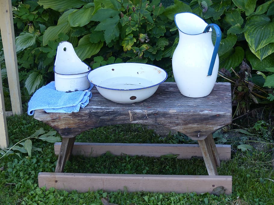 washbasin, watering can, soap dish, bench, outdoor, grass, autumn, plants, green, towel