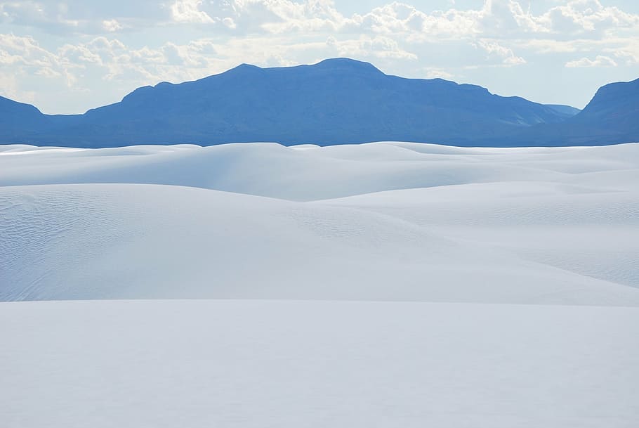 mounting during winter, white sands, desert, dunes, wilderness, national monument, new mexico, scenic, dry, hot