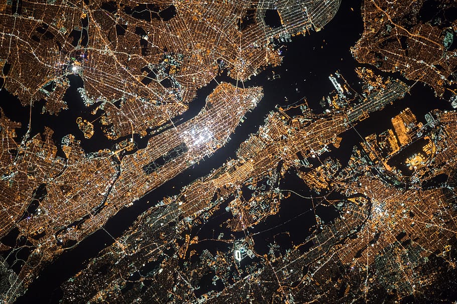 foto de la ciudad, Nueva York, ciudad, metrópoli, noche, iluminada, luces, brillante, arriba, imagen de satélite