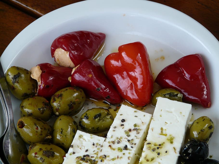 olives, red, bell peppers, white, plate, oily, paprika, feta cheese, cheese, vinegar