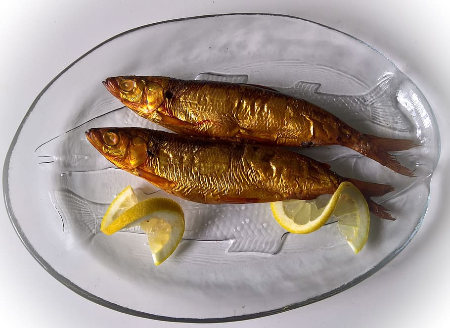 Fish, Whitefish, Smoked, Golden Yellow, freshwater fish, salmonids, shoal of fish, small, delicate, delicious