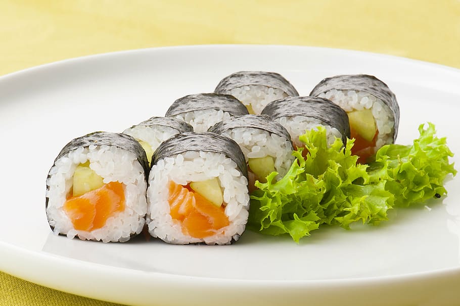 fotografía, rollo de salmón maki, sushi, comida, Japón, mariscos, plato, cena, gourmet, vajilla
