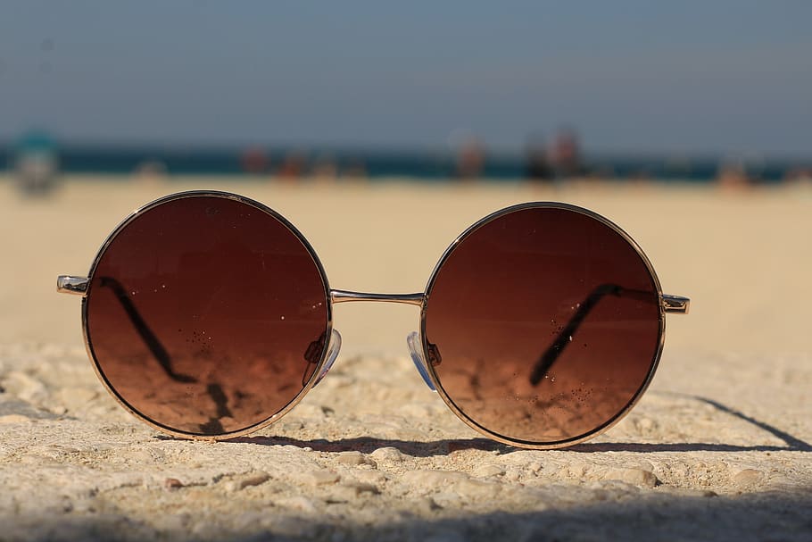 sol, areia, mar, óculos, óculos escuros, óculos de sol, sombra, pedra, luz do dia, praia
