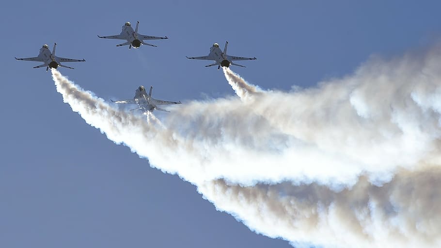 jet durante el día, espectáculo aéreo, thunderbirds, formación, militar, fuerza aérea de EE. UU., avión, jets, f16, halcón de combate