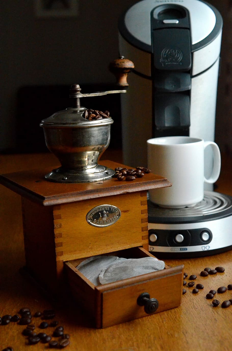茶色, 木製, コーヒーグラインダー, コーヒーメーカー, コーヒー, グラインダー, パッド, 茶, 豆, コーヒーパッド