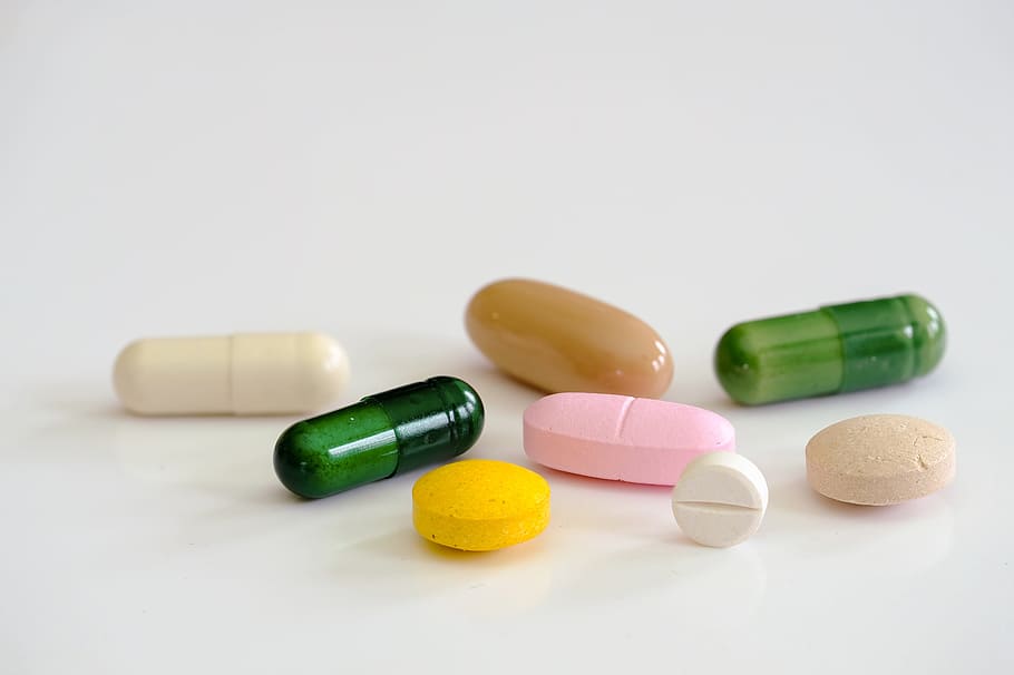 tablet, pil, medis, obat-obatan, kapsul, suplemen makanan, zat gizi, kecanduan, penyalahgunaan, rasa sakit